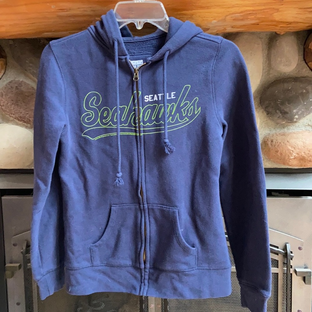 Seahawks zip up hoodie, size small